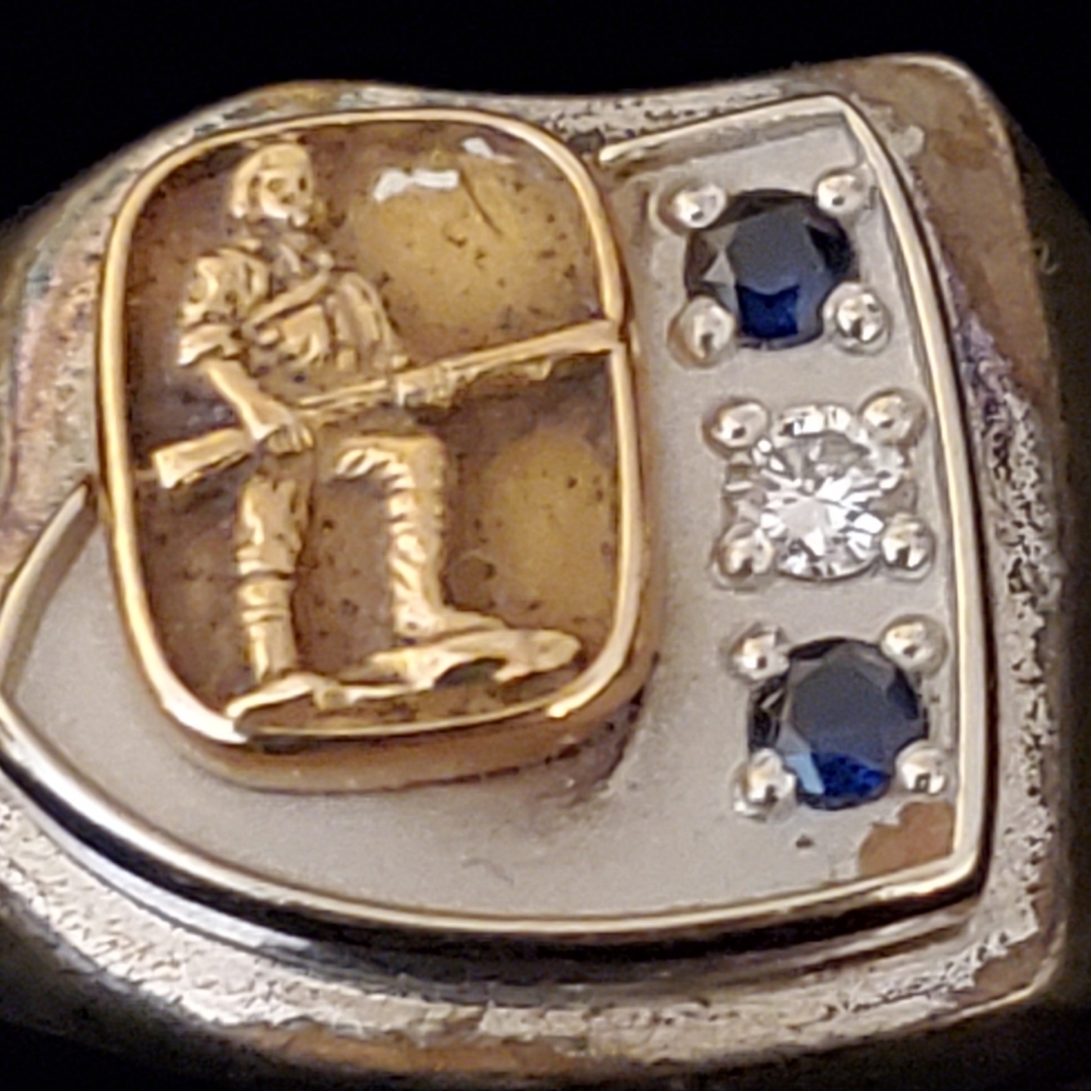 Mans 925 ring silver and sapphire Memorabilia